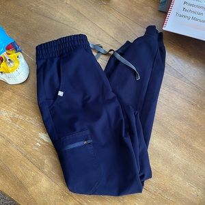 FIGS ALERT!!! Navy Blue FIGS scrub jogger pant!!!